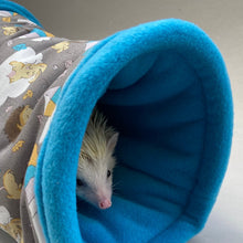 Load image into Gallery viewer, Grey Kite Hedgehog stay open tunnel. Padded fleece tunnel.