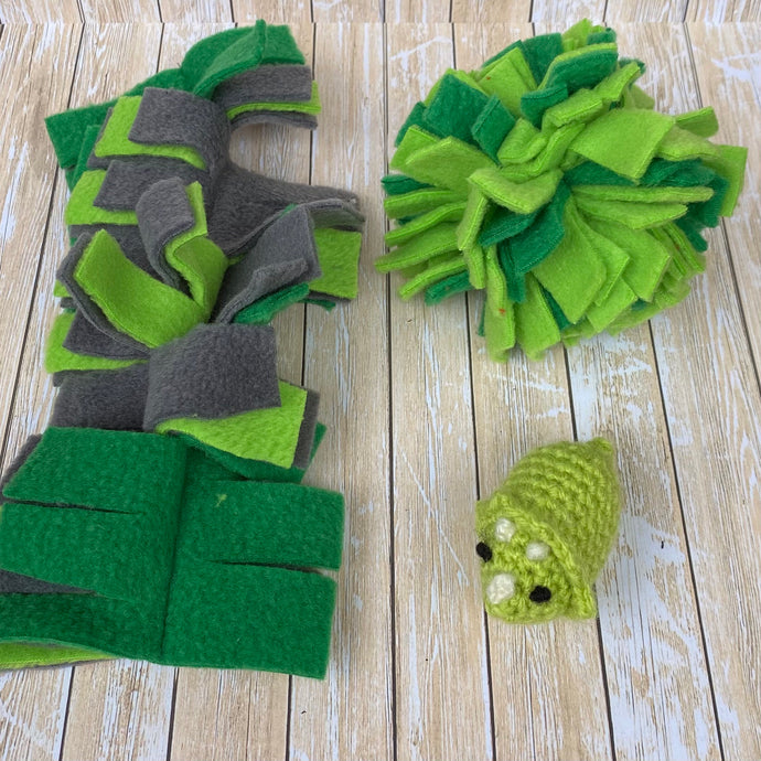 Dinosaur toy bundle. Toys for hedgehogs. Small pet toy. Bell toy. Pet toys.