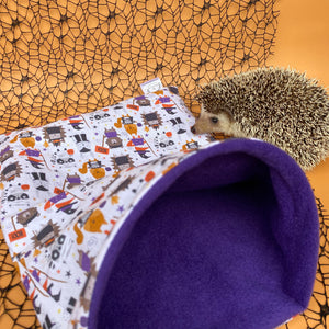 Halloween animals mini set. Tunnel, snuggle sack and toys. Fleece bedding.