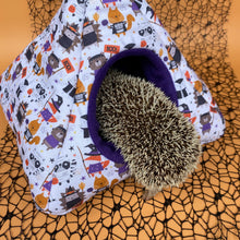 Load image into Gallery viewer, Halloween animals tent house. Hedgehog and small animal house.