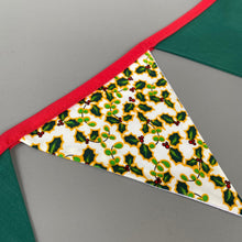 Load image into Gallery viewer, Christmas holly miniature bunting. Viv decorations. Cage decorations.