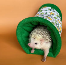 Load image into Gallery viewer, Irish gnome stay open tunnel. Padded fleece tunnel. Tube. Padded tunnel.
