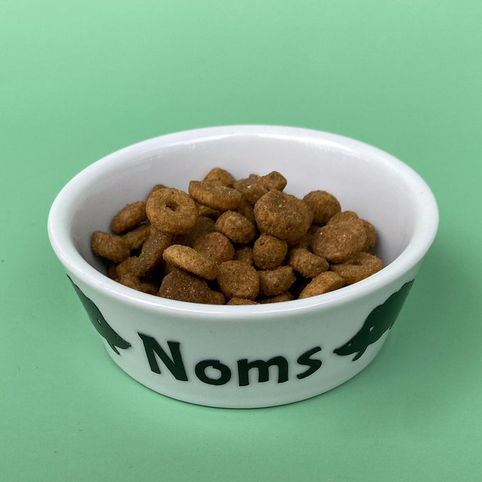 Ceramic hedgehog food bowl. Noms bowl for small pets. White hedgehog food bowl.