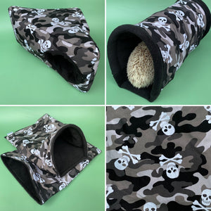 Camo skulls full cage set. Corner house, snuggle sack, tunnel cage set for hedgehogs