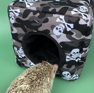 Camo skulls cosy cube house. Hedgehog and guinea pig cube house.