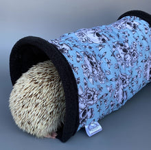 Load image into Gallery viewer, Vintage Floral Skulls stay open tunnel. Padded fleece tunnel hedgehogs and small pets.