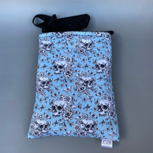 Load image into Gallery viewer, Vintage Floral Skulls padded bonding bag, carry bag for hedgehog. Fleece lined pet tote. Pet travel bag.