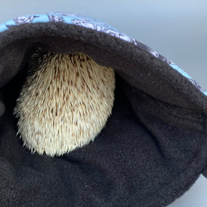 Vintage Floral Skulls padded bonding bag, carry bag for hedgehog. Fleece lined pet tote. Pet travel bag.