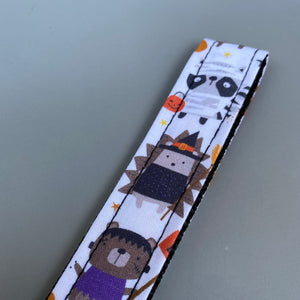 Halloween hedgehog wristlet keychain. Hedgehog keyring.