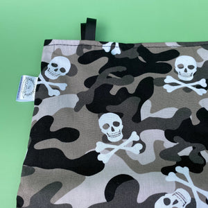 Camo skulls hanging hay bag for guinea pigs. Cotton hay feeder.