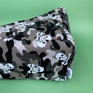 Camo skulls animals corner house. Hedgehog and small pet cube house.