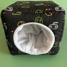 Load image into Gallery viewer, Gamer cosy cube house. Hedgehog and guinea pig cube house. Padded fleece house.
