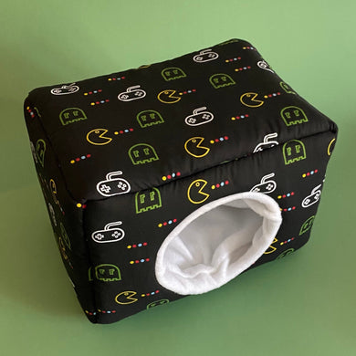 LARGE Gamer cosy bed. Cosy cube. Cuddle Cube. Snuggle house. Fleece hidey.