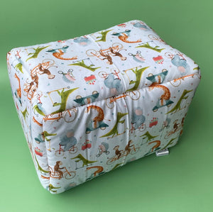 LARGE off to the races cosy bed. Cosy cube. Cuddle Cube. Padded house for guinea pigs.