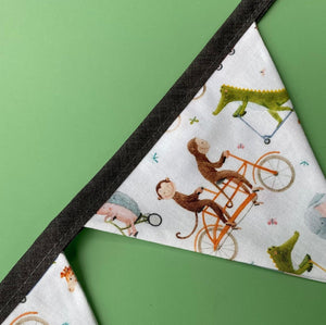 Off to the races miniature bunting. Viv decorations. Cage decorations.