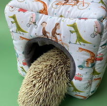 Load image into Gallery viewer, Off to the races cosy cube house. Hedgehog and guinea pig cube house.