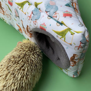 Off to the races corner house. Hedgehog and small pet house. Padded fleece lined house.