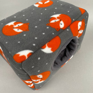 LARGE foxy cosy bed. Snuggle house. Padded fleece house for guinea pigs and chunky hogs