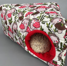 Load image into Gallery viewer, Cream Hedgehogs with Mushroom Hats corner house. Hedgehog and small pet house. Padded fleece lined house.