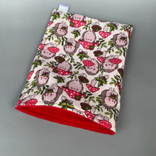 Load image into Gallery viewer, Cream Hedgehogs with Mushroom Hats mini set. Tunnel, snuggle sack and toys. Fleece bedding. Hedgehog fleece tunnel and pouch.