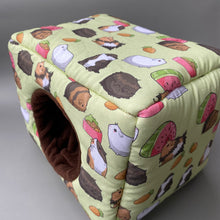 Load image into Gallery viewer, LARGE Guinea Pigs cosy bed. Cosy cube. Padded house for guinea pigs.