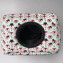 Load image into Gallery viewer, LARGE Dapper Mr Fox cosy bed. Cosy cube. Cuddle Cube. Guinea pig bed. Fleece hidey.