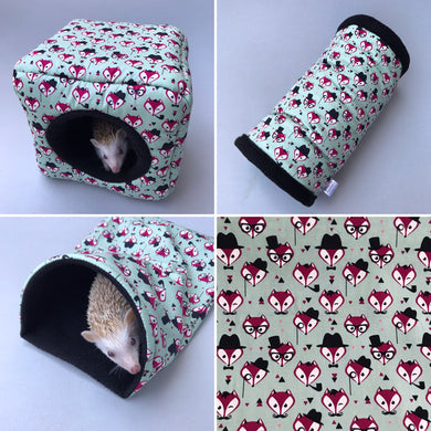 Dapper Mr Fox full cage set. Cube house, snuggle sack, tunnel cage set.