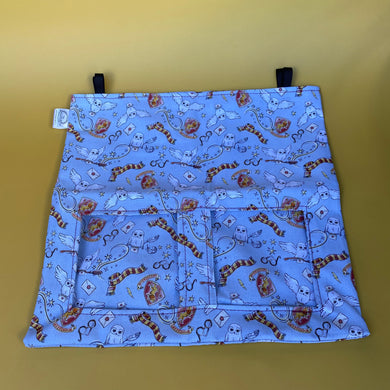 Wizard hanging hay bag for guinea pigs. Cotton hay feeder.