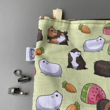 Load image into Gallery viewer, Guinea pigs hanging hay bag for guinea pigs. Cotton hay feeder.