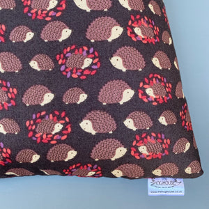 Autumn Hedgehogs cosy snugAutumn Hedgehogs cosy snuggle cave. gle cave. Padded stay open hedgehog bed.