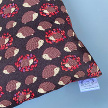 Load image into Gallery viewer, Autumn Hedgehogs padded bonding bag, carry bag for hedgehogs. Fleece lined.