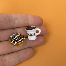 Load image into Gallery viewer, Mini cafe board sign for photos. Coffee and cinnamon bun photo props