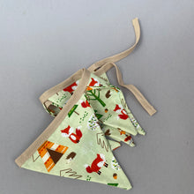 Load image into Gallery viewer, Camping miniature bunting. Viv decorations. Cage decorations.