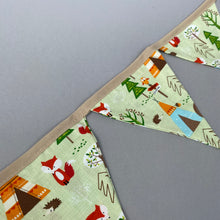 Load image into Gallery viewer, Camping miniature bunting. Viv decorations. Cage decorations.