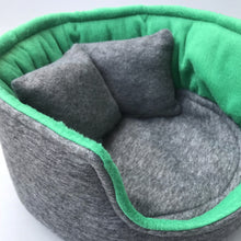 Load image into Gallery viewer, guinea pig sofa
